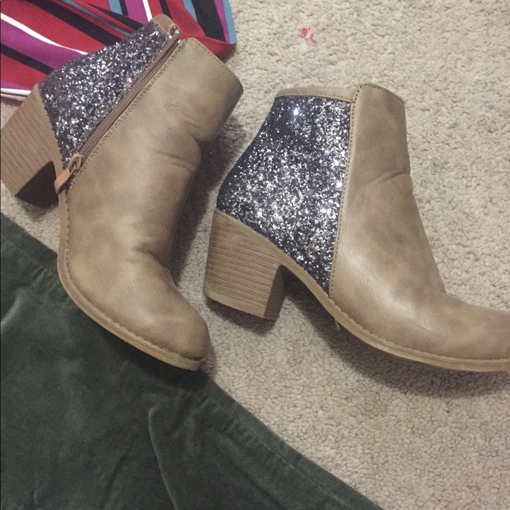 Boutique brand euc size 6